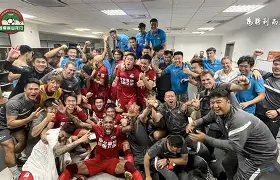 爱游戏-嵩山鲸鲨队鏖战关中黑豹队，举重友谊赛击败，替补奇兵立功。争冠格局再洗牌
